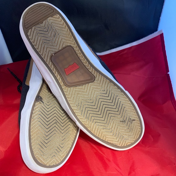 Levi’s Canvas Sneakers NWOT Sz 8 - Picture 5 of 7